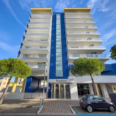 Nashira Apartments Lignano Sabbiadoro Exterior foto