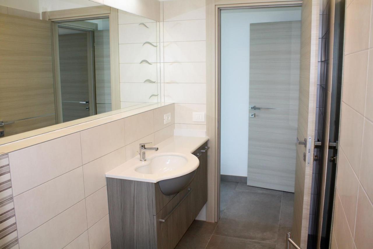 Nashira Apartments Lignano Sabbiadoro Exterior foto