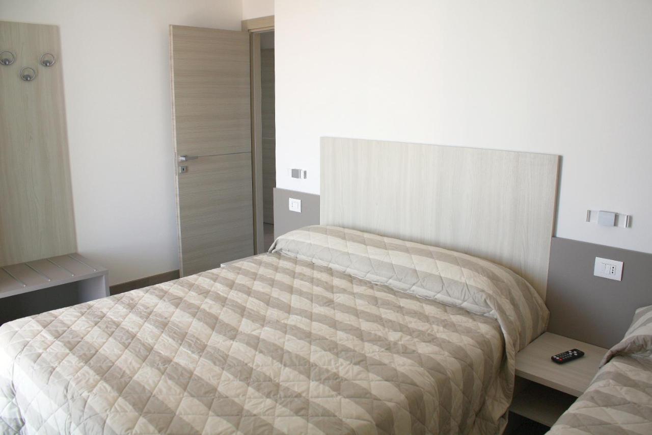 Nashira Apartments Lignano Sabbiadoro Exterior foto